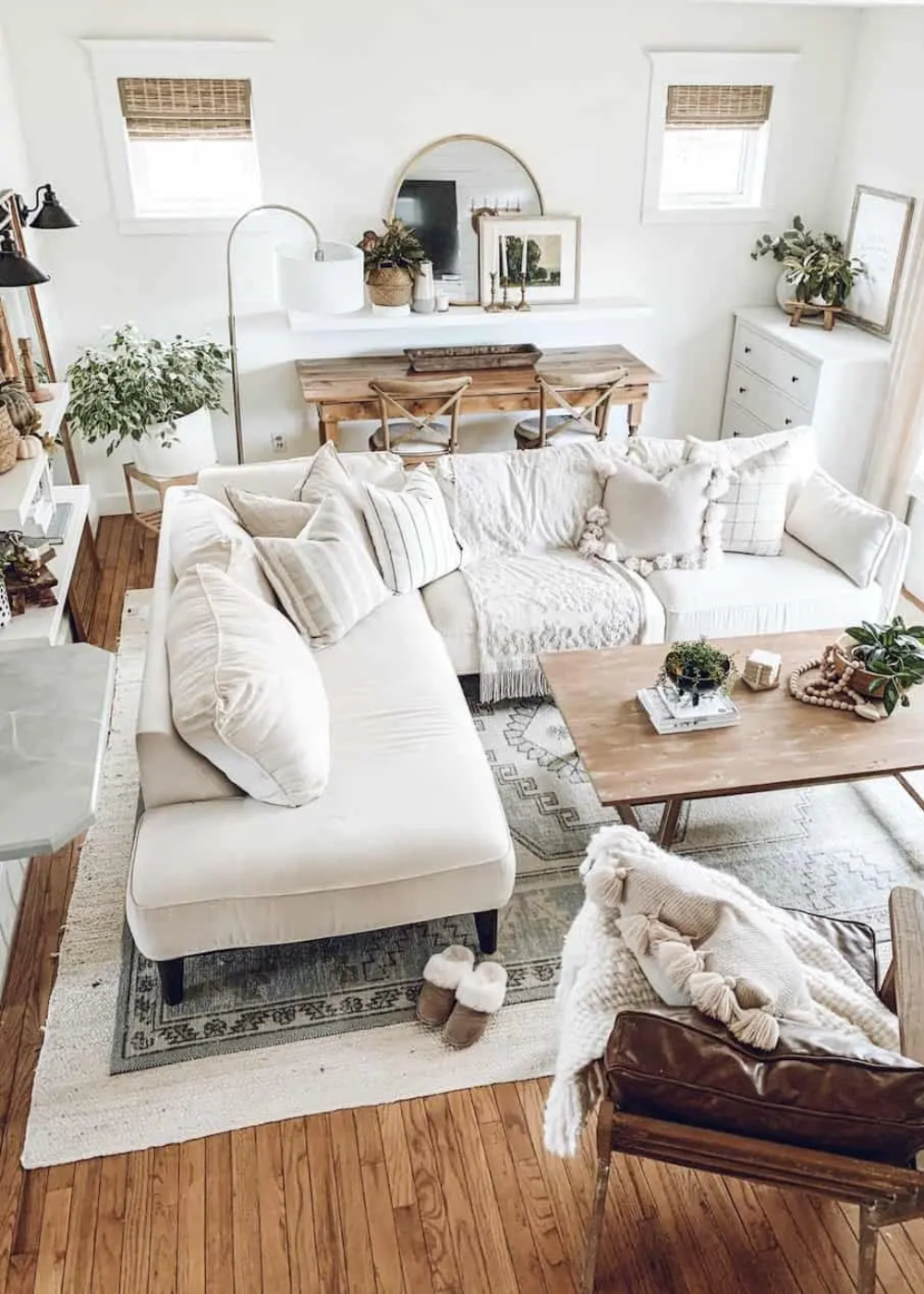 Effortless Home Styling: Simple Tips for a Chic Space